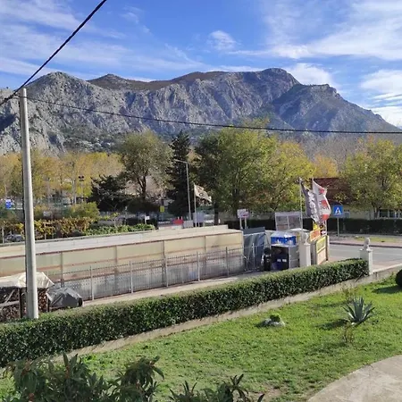 Marin * Omiš