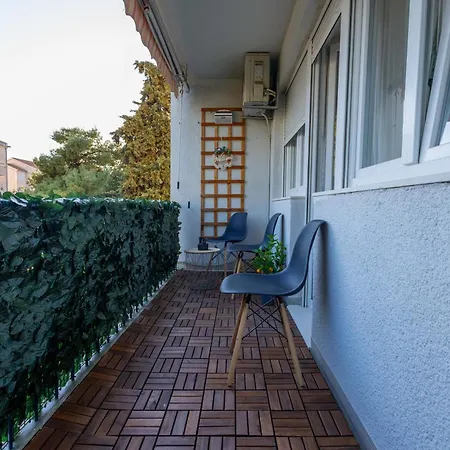 Marin Apartment *